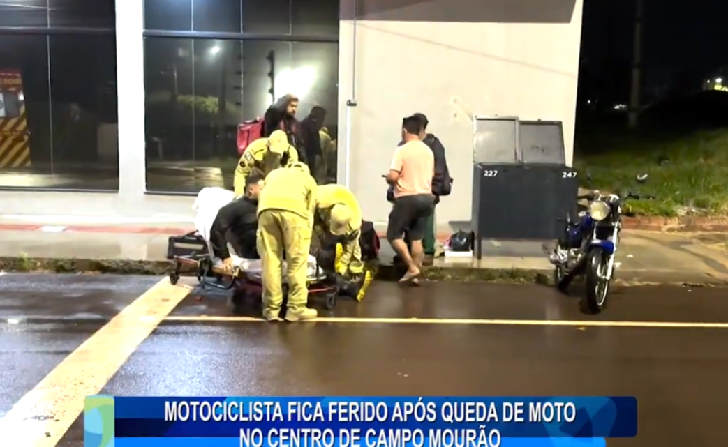 MOTOCICLISTA FICA FERIDO APÓS QUEDA DE MOTO NO CENTRO DE CAMPO MOURÃO