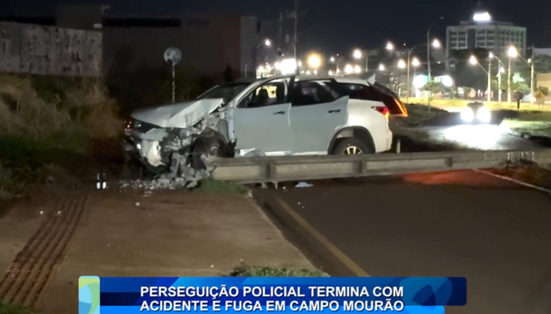 PERSEGUIÇÃO POLICIAL TERMINA EM ACIDENTE E FUGA EM CAMPO MOURÃO