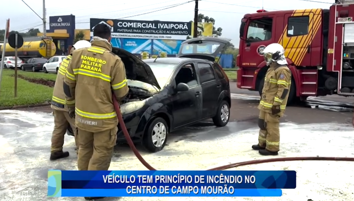 VEÍCULO TEM PRINCÍPIO DE INCÊNDIO NO CENTRO DE CAMPO MOURÃO