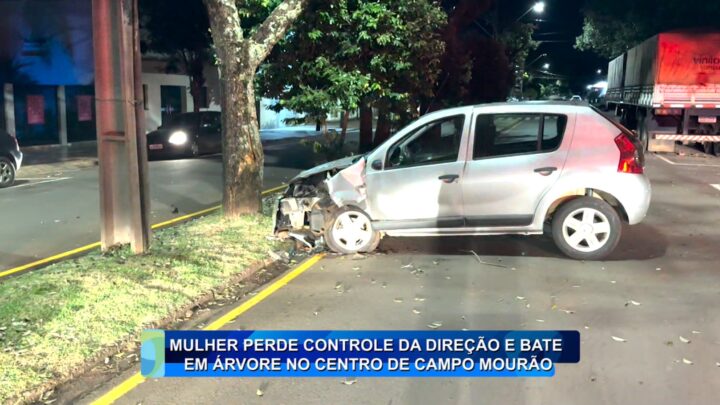 MULHER PERDE CONTROLE DA DIREÇÃO E BATE EM ÁRVORE NO CENTRO DE CAMPO MOURÃO