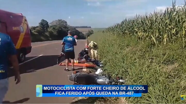 MOTOCICLISTA COM FORTE CHEIRO DE ÀLCOOL FICA FERIDO APÒS QUEDA NA BR -487