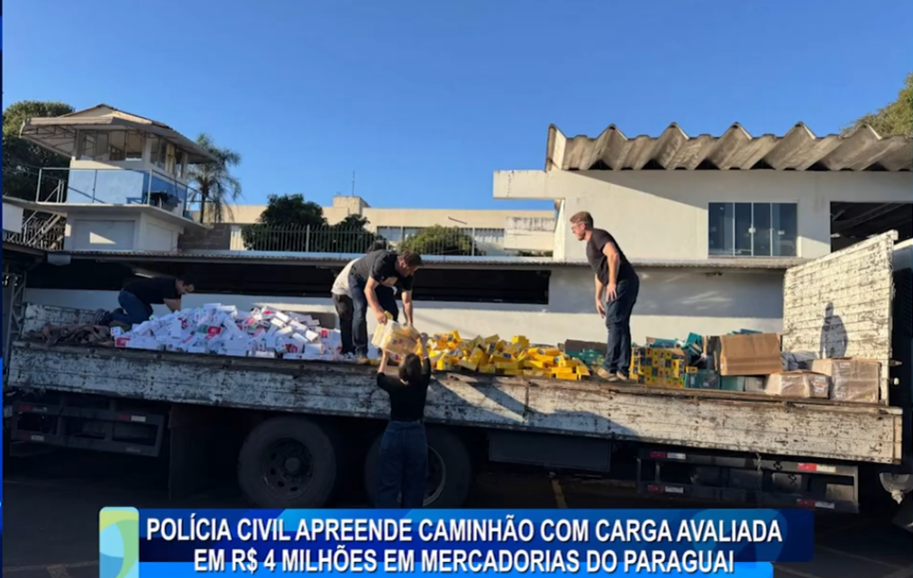 POLÍCIA CIVIL APREENDE CAMINHÃO COM CARGA AVALIADA EM R$ 4 MILHÕES EM MERCADORIAS DO PARAGUAI