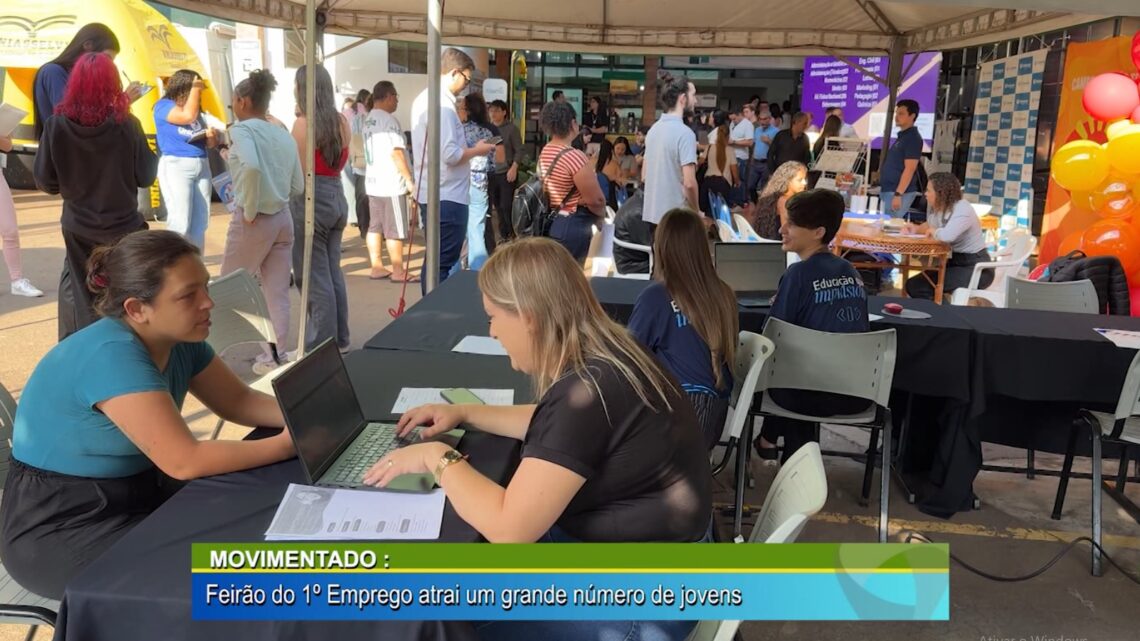 MOVIMENTADO: FEIRÃO DO 1º EMPREGO ATRAI UM GRANDE NÚMERO DE JOVENS