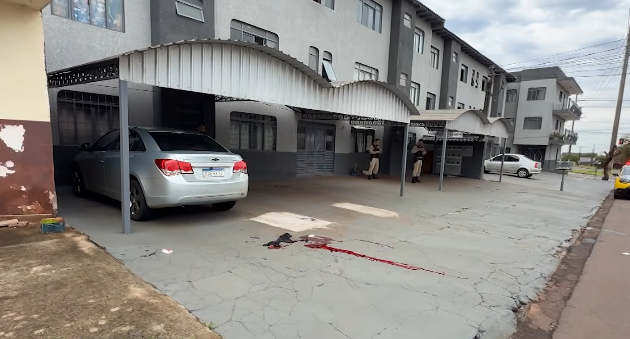 Homicídio, homem é executado a tiros em frente a residência em Campo Mourão