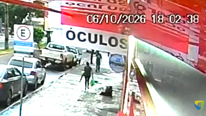 Prisão: homem é preso por agredir pessoas em via pública.