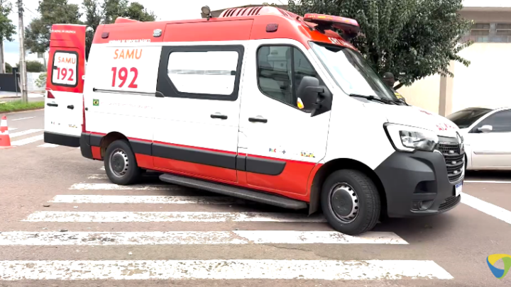 Colisão: idoso fica ferido em acidente entre moto e carro em Campo Mourão.